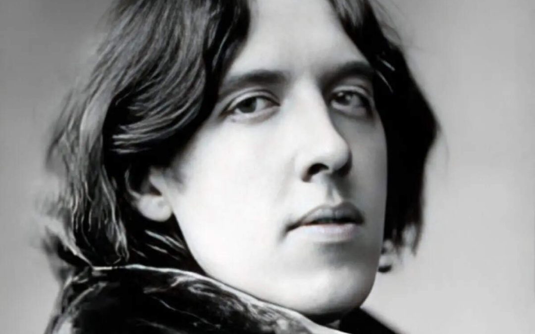 Fashion quote of the day by Oscar Wilde: ‘Fashion is a form of ugliness so intolerable that we have to alter it every six months’